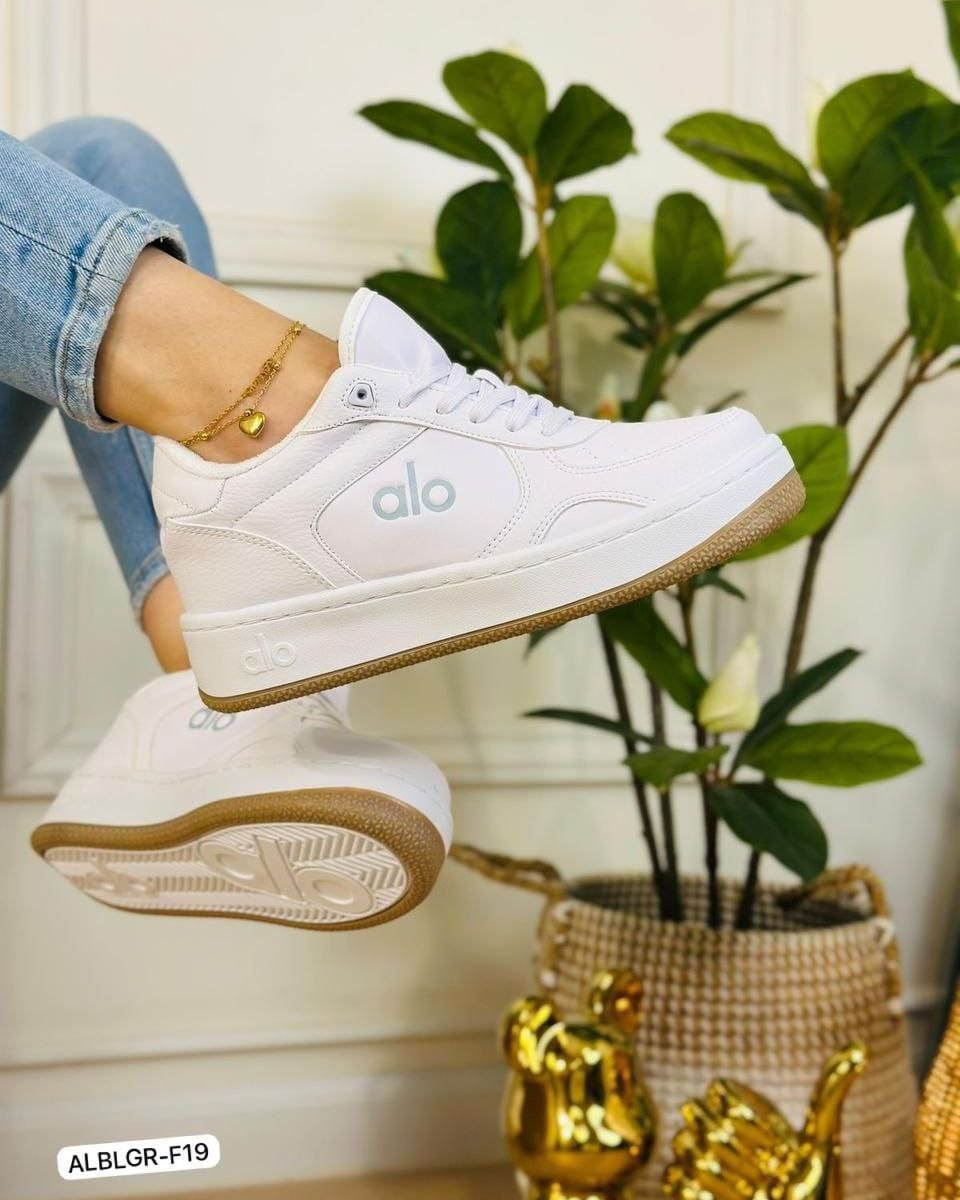 ALO RECOVERY SNEAKERS