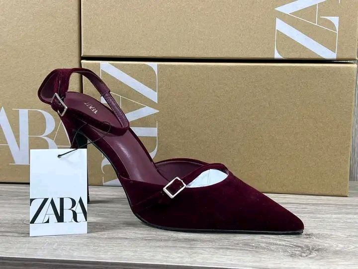 Zara Women's Burgundy Heels
