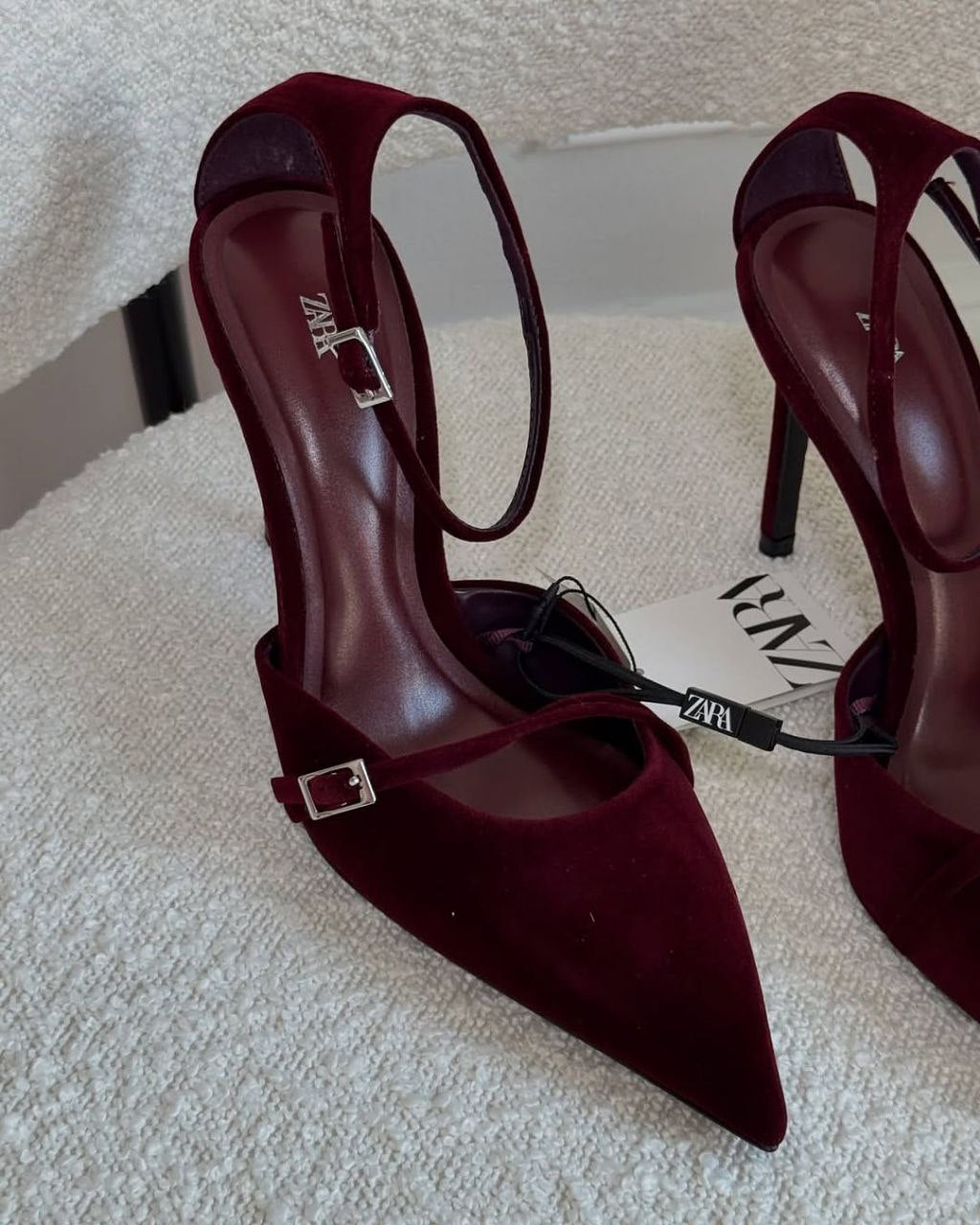 Zara Women's Burgundy Heels